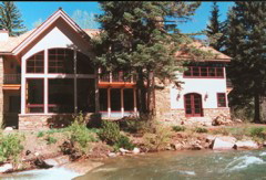 Donlan RiverRoom2